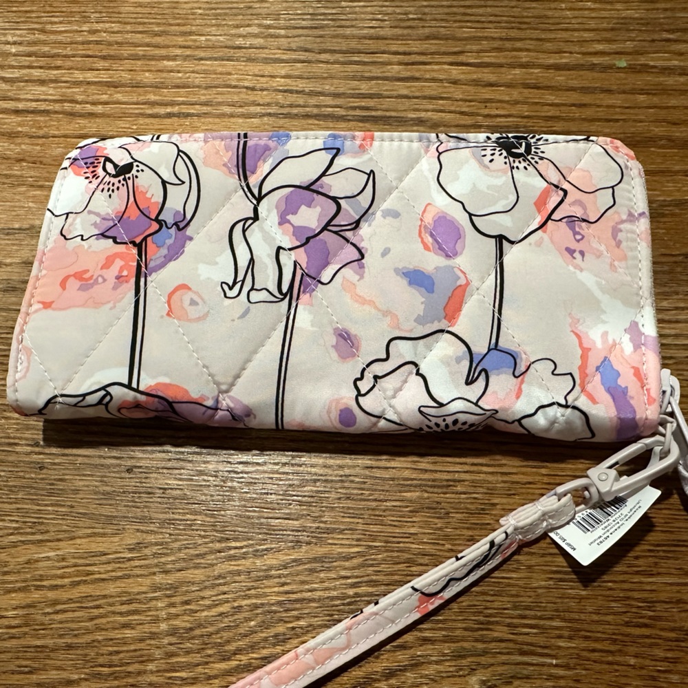 Vera Bradley accordion wallet